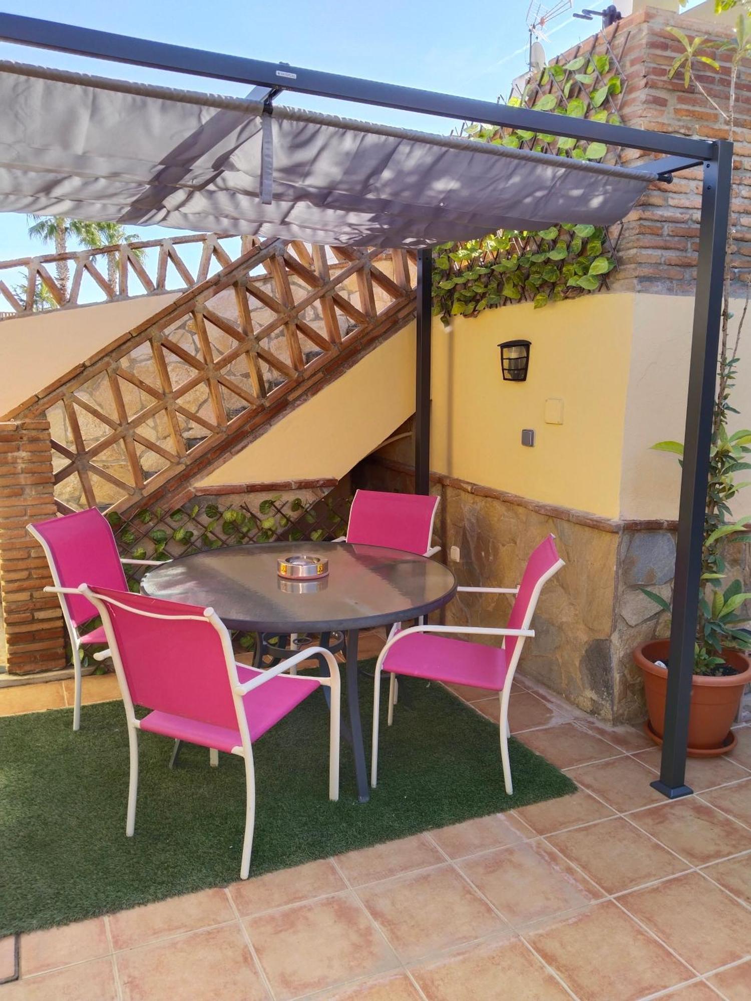 Acogedor Apartamento Loft Alhaurin de la Torre Luaran gambar