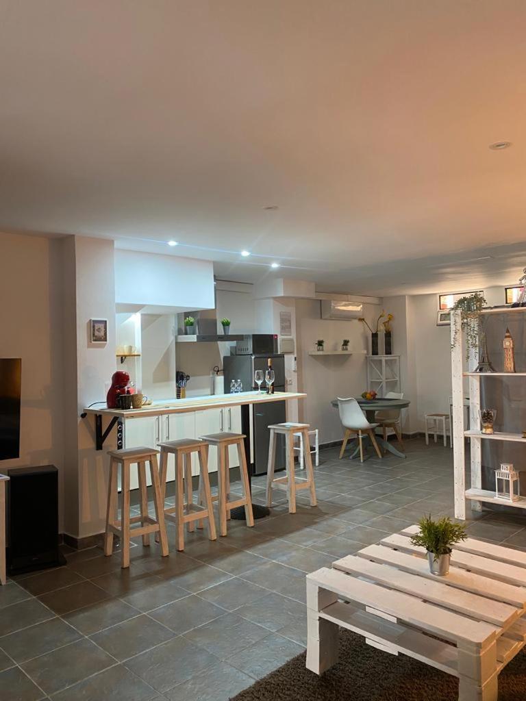 Acogedor Apartamento Loft Alhaurin de la Torre Luaran gambar